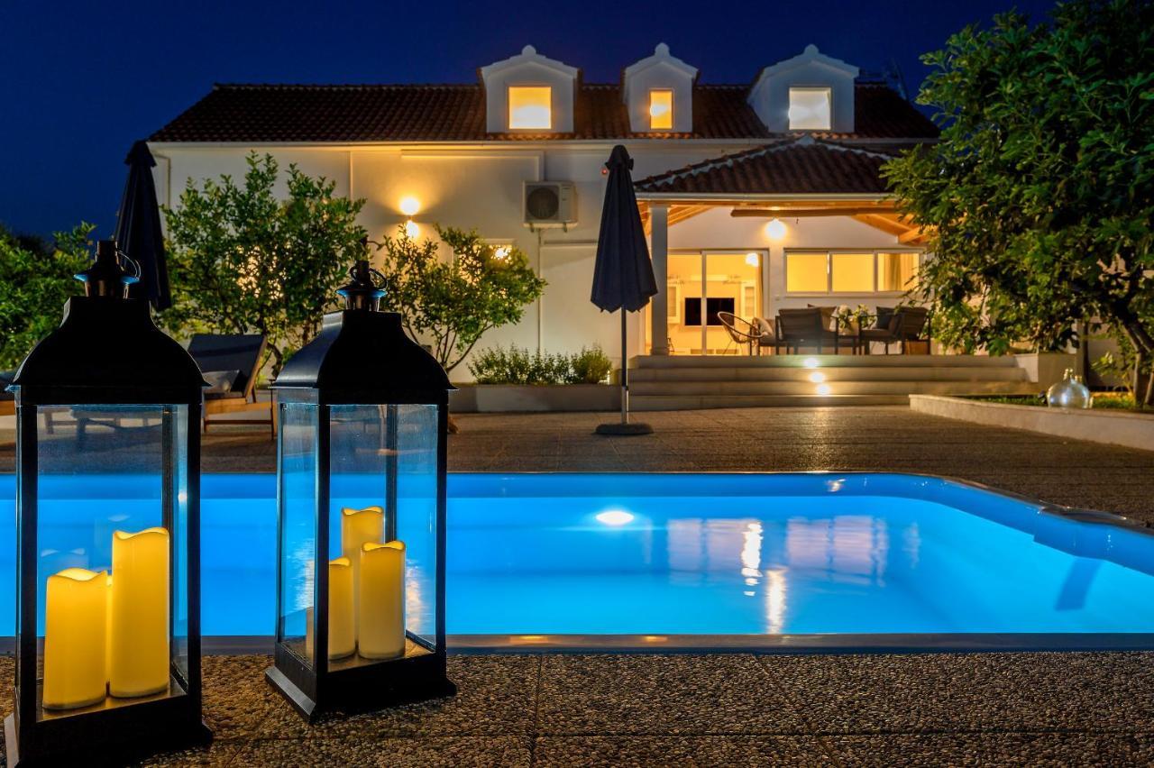 Villa Bellezza มิลนา ภายนอก รูปภาพ